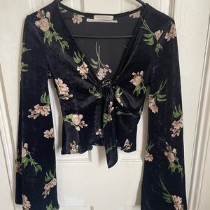 Urban outfitters cropped velvet top